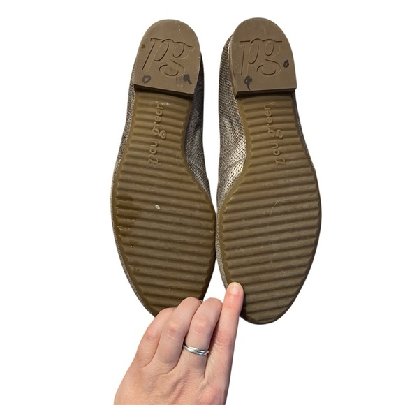 PAUL GREEN ~ Perry Flat in Gold Metallic Perforated Leather - Picture 8 of 8